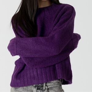 Cozy and Chic Purple Crew Neck Sweater, XS